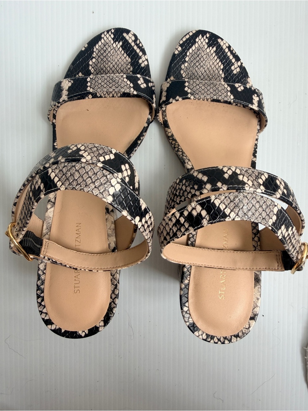 STUART WEITZMAN Snake Ankle Strap Wedge 10 - Picture 4 of 9